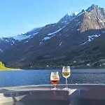 Apartman In Straumgjerde